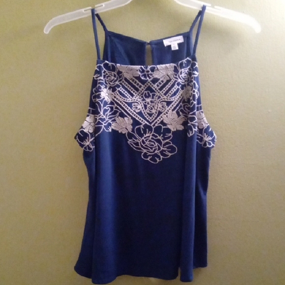 Eyeshadow Tops - Womans L Eyeshadow Blue Embellished Camisole Relaxed Fit Summer Lightweight Flow